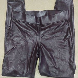 Hue Leatherette High Rise Leggings